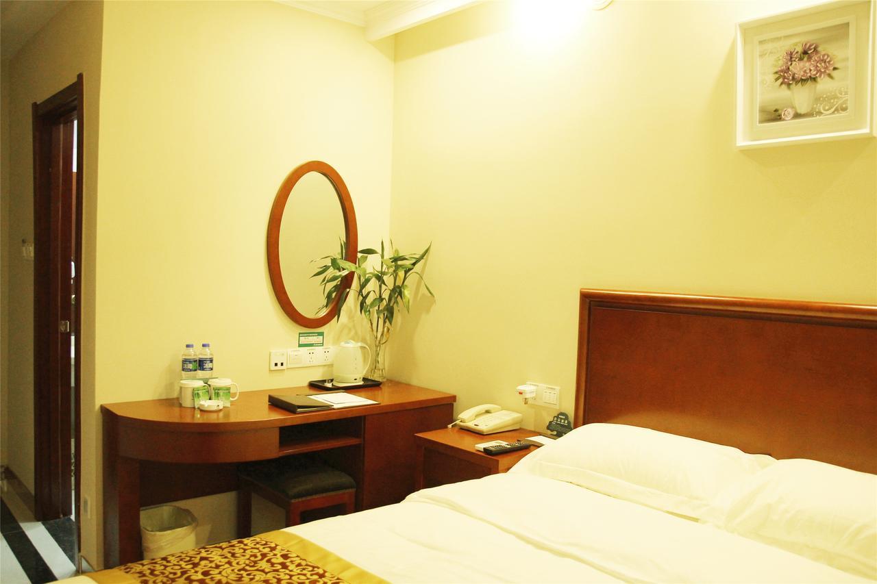 Greentree Inn Jiangsu Nanjing Jiangning Dongshan Walking Street Business Hotel นานกิง ภายนอก รูปภาพ